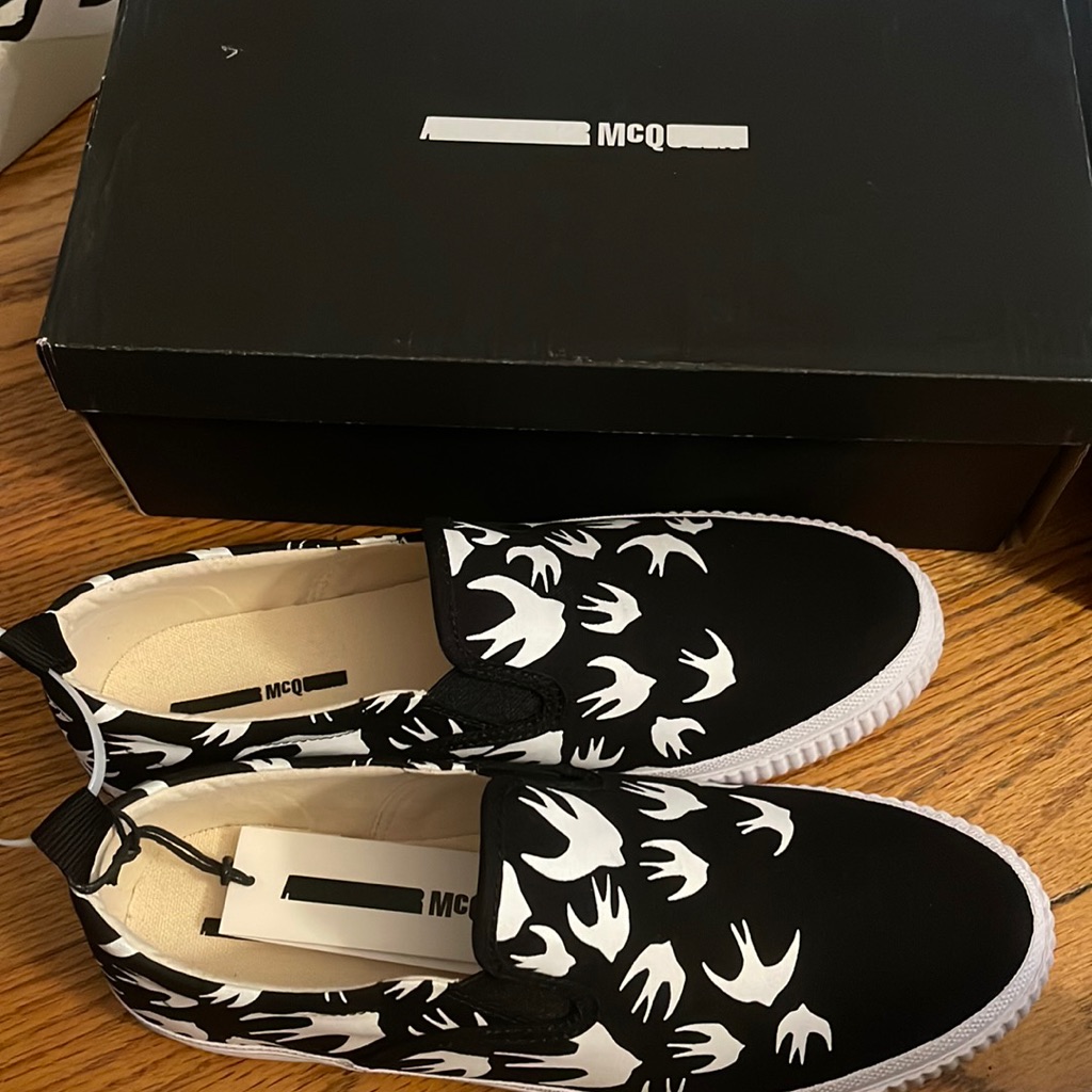 Mcq By Alexander Mcqueen Black Slip-On Swallow Sneakers